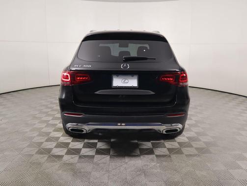 2022 Mercedes-Benz GLC 300 Base
