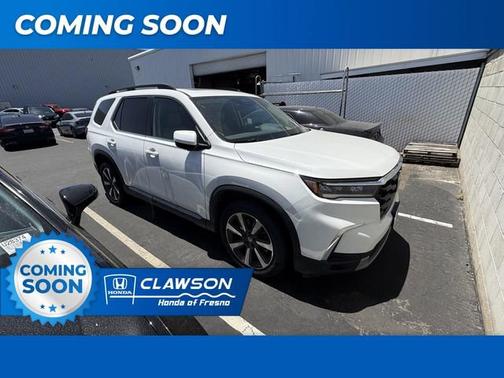 Platinum White Pearl 2023 Honda Pilot