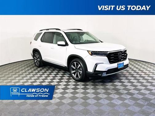 Platinum White Pearl 2024 Honda Pilot
