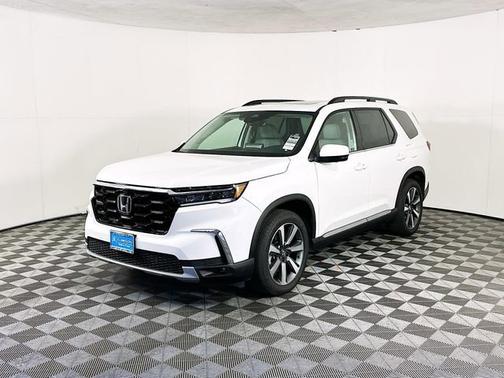 Platinum White Pearl 2025 Honda Pilot