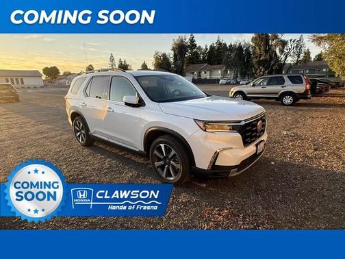 Platinum White Pearl 2025 Honda Pilot