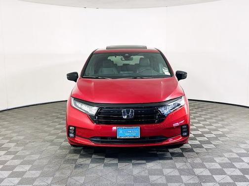 Radiant Red Metallic Ii 2023 Honda Odyssey