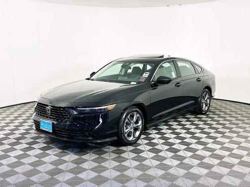 Crystal Black Pearl 2024 Honda Accord