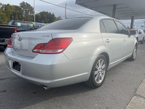 2006 Toyota Avalon Limited