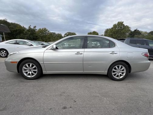 2002 Lexus ES 300 Base
