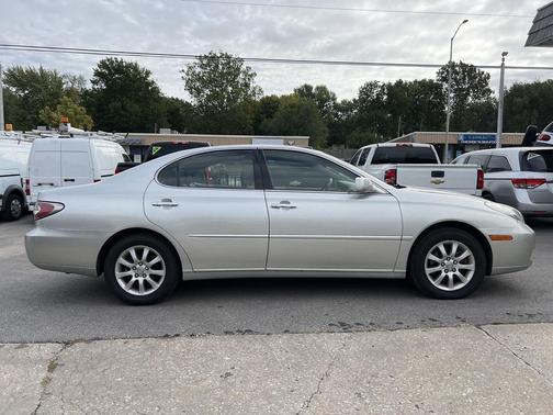 2002 Lexus ES 300 Base