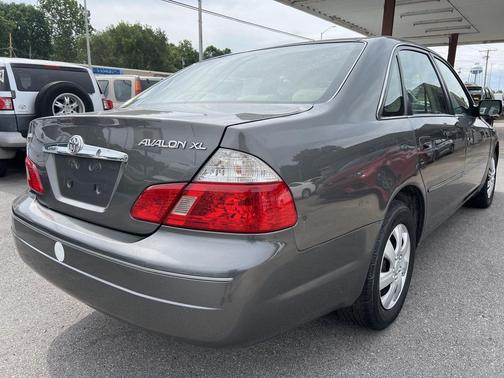 Phantom Gray Pearl 2004 Toyota Avalon XL