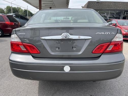 Phantom Gray Pearl 2004 Toyota Avalon XL
