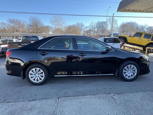 2013 Toyota Camry LE