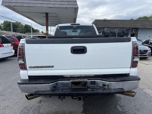 Summit White 2006 Chevrolet Silverado 2500 LT H/D