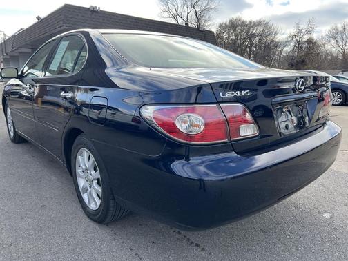 2004 Lexus ES 330 Base