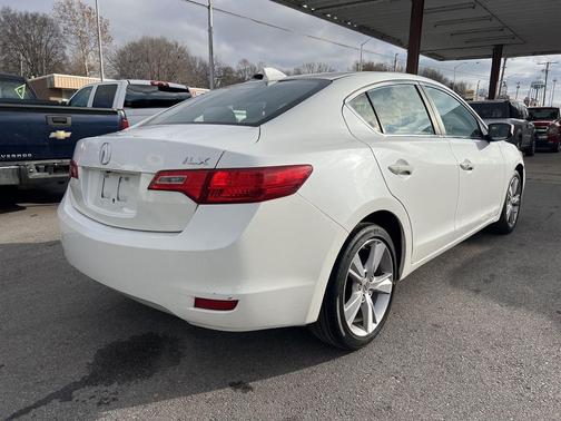 2014 Acura ILX 2.0L w/Premium Package