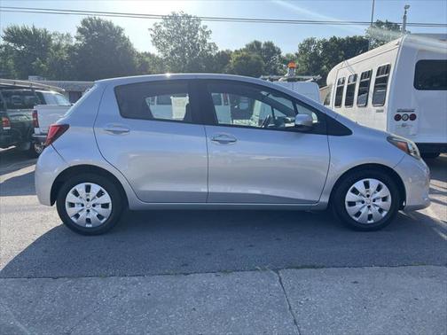 2017 Toyota Yaris L