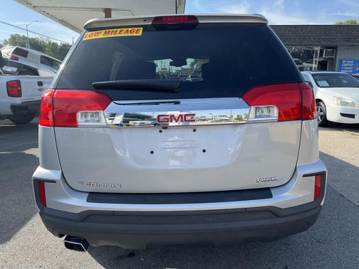 2017 GMC Terrain SLE-1