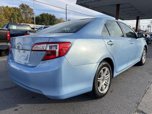 2013 Toyota Camry LE