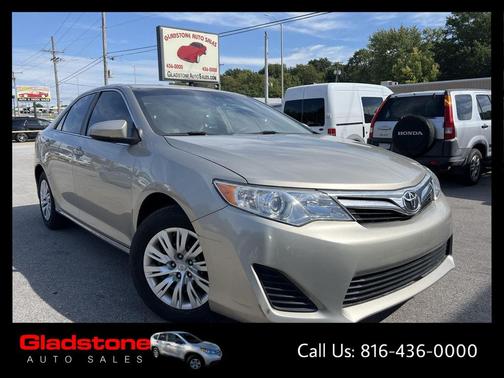Champagne Mica 2013 Toyota Camry LE