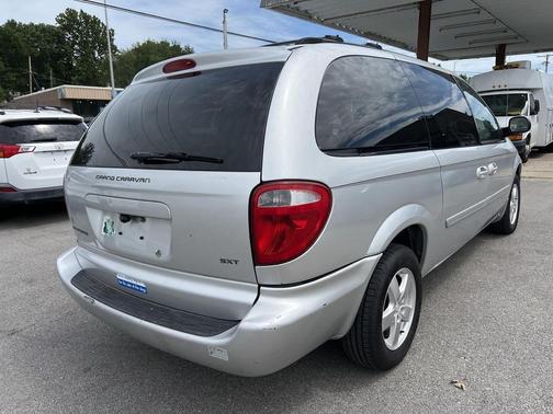 Bright Silver Metallic Clearcoat 2007 Dodge Grand Caravan SXT