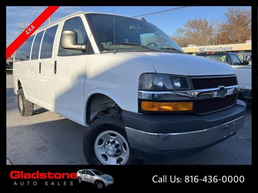 2017 Chevrolet Express 3500 LS