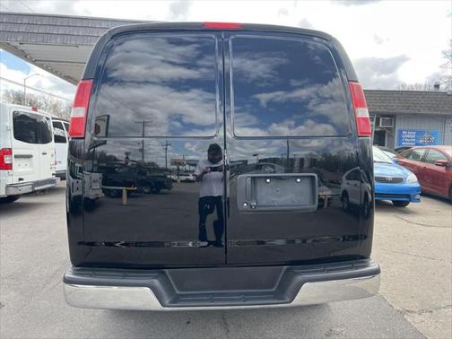 2017 Chevrolet Express 2500 Work Van