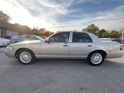 2010 Mercury Grand Marquis LS