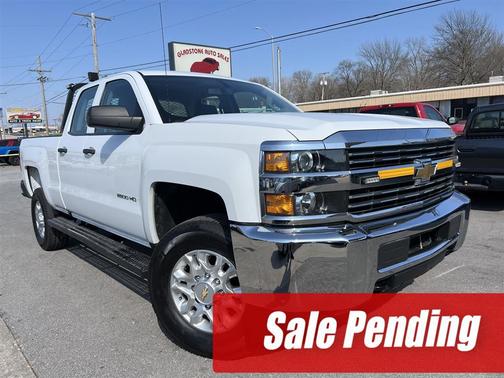 Summit White 2018 Chevrolet Silverado 2500 WT