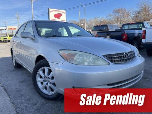 2004 Toyota Camry XLE V6