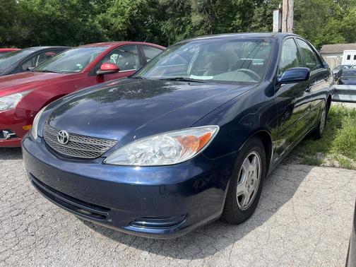 Catalina Blue Metallic 2002 Toyota Camry LE V6