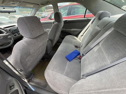Catalina Blue Metallic 2002 Toyota Camry LE V6
