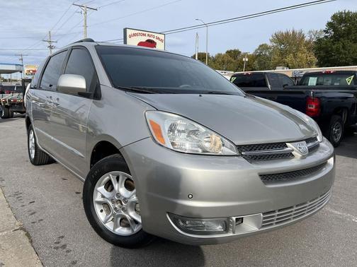 2004 Toyota Sienna XLE Limited