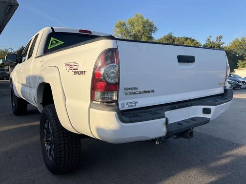 2013 Toyota Tacoma Base