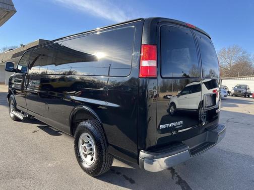 2016 GMC Savana 3500 LS