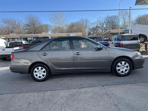 2003 Toyota Camry LE