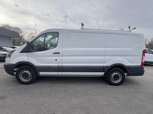 2017 Ford Transit-150 Base