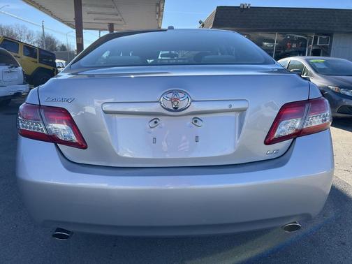 2011 Toyota Camry SE