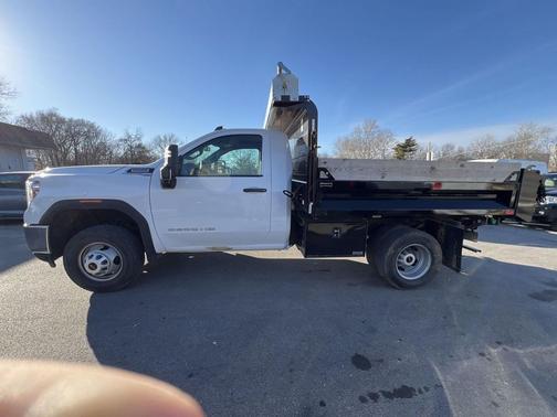 2023 GMC Sierra 3500 Base