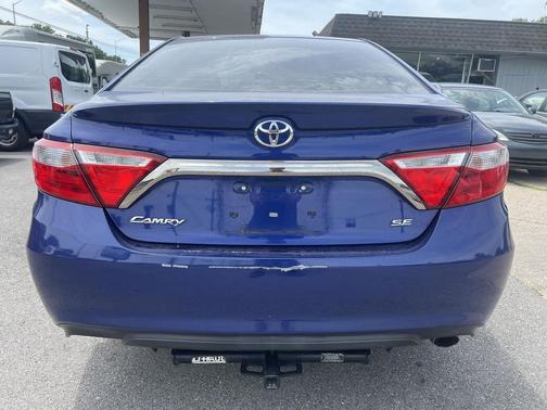 Blue Crush Metallic 2015 Toyota Camry SE