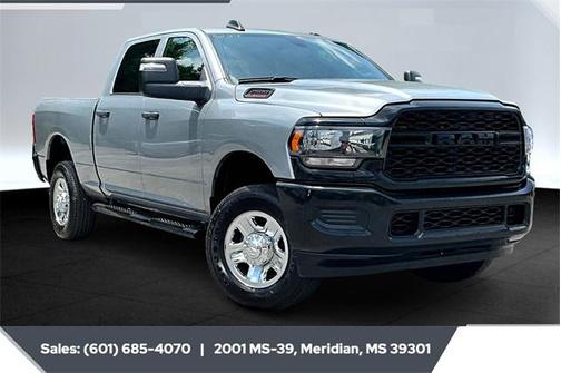 2024 RAM 2500 Tradesman Crew Cab 4x4 6'4' Box
