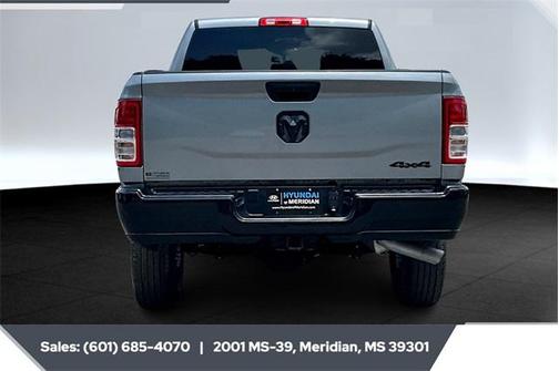 2024 RAM 2500 Tradesman Crew Cab 4x4 6'4' Box