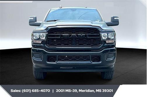 2024 RAM 2500 Tradesman Crew Cab 4x4 6'4' Box