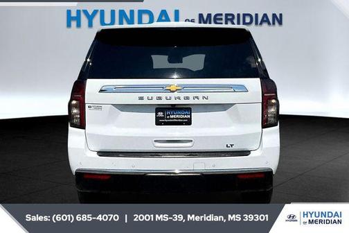 2023 Chevrolet Suburban LT