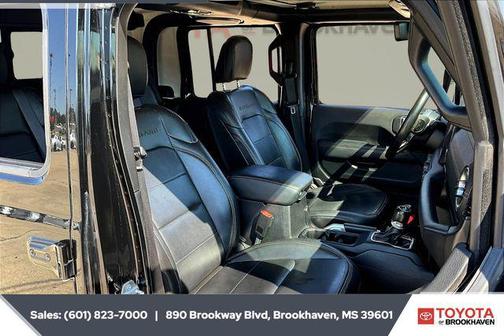 2021 Jeep Gladiator Overland