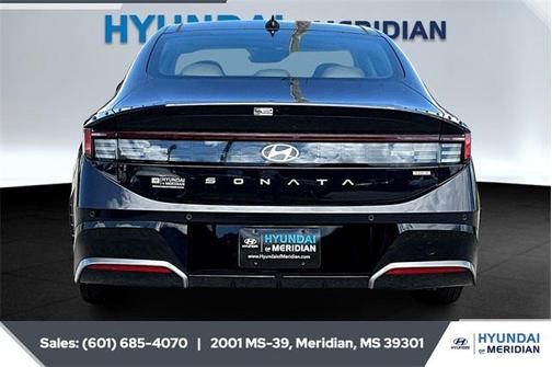 2025 Hyundai SONATA Hybrid Limited