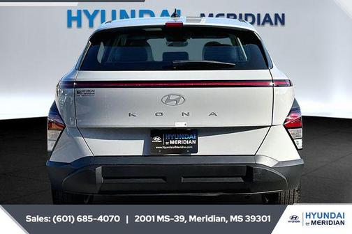 2026 Hyundai KONA SE