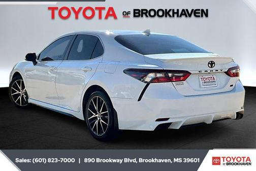 2023 Toyota Camry SE