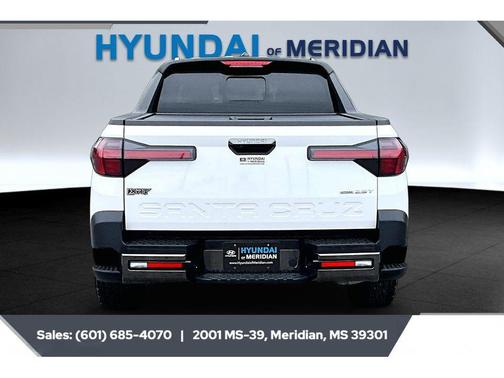 Atlas White 2025 Hyundai SANTA CRUZ XRT