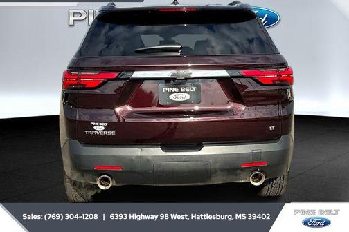 2023 Chevrolet Traverse LT Leather