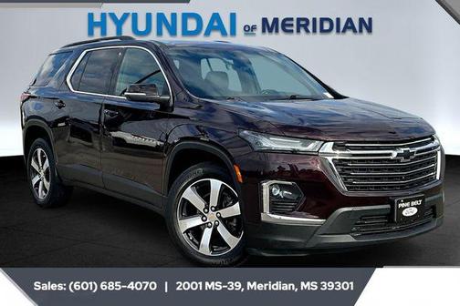 2023 Chevrolet Traverse LT Leather