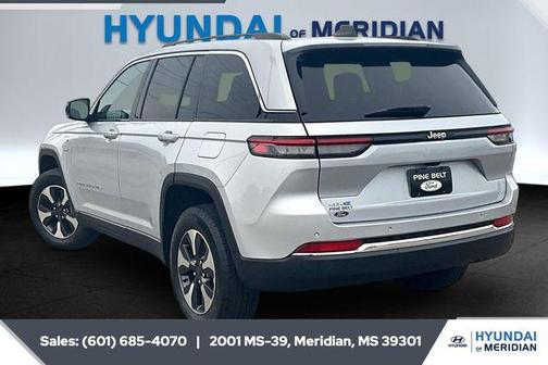 2023 Jeep Grand Cherokee 4xe Base