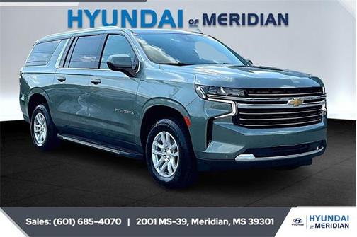 2023 Chevrolet Suburban LT