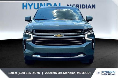 2023 Chevrolet Suburban LT